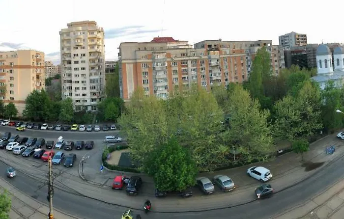 6 Apartment *