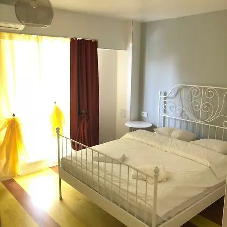 6 Apartament Bucureşti